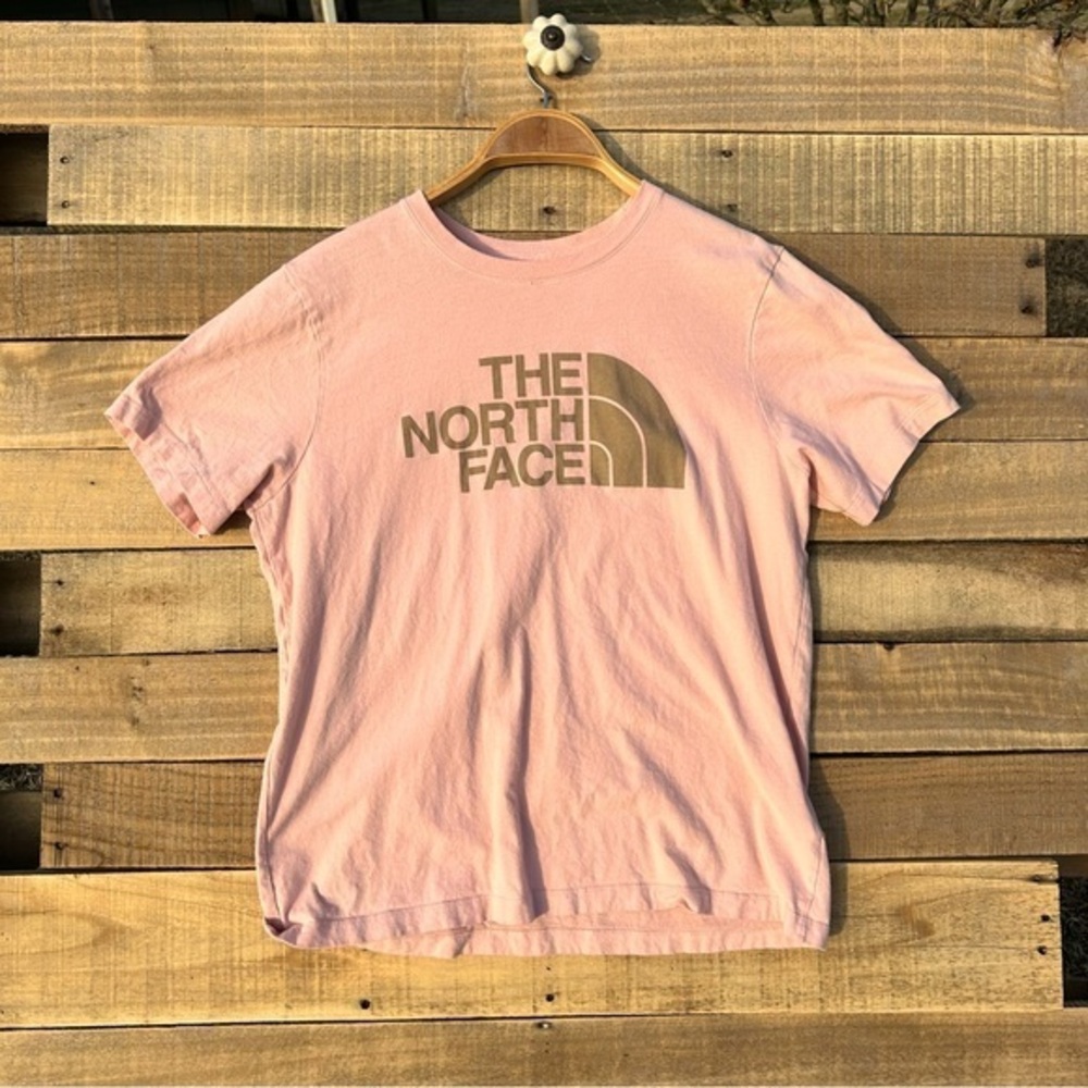 Woman’s North Face short sleeve tee shirt Size L
